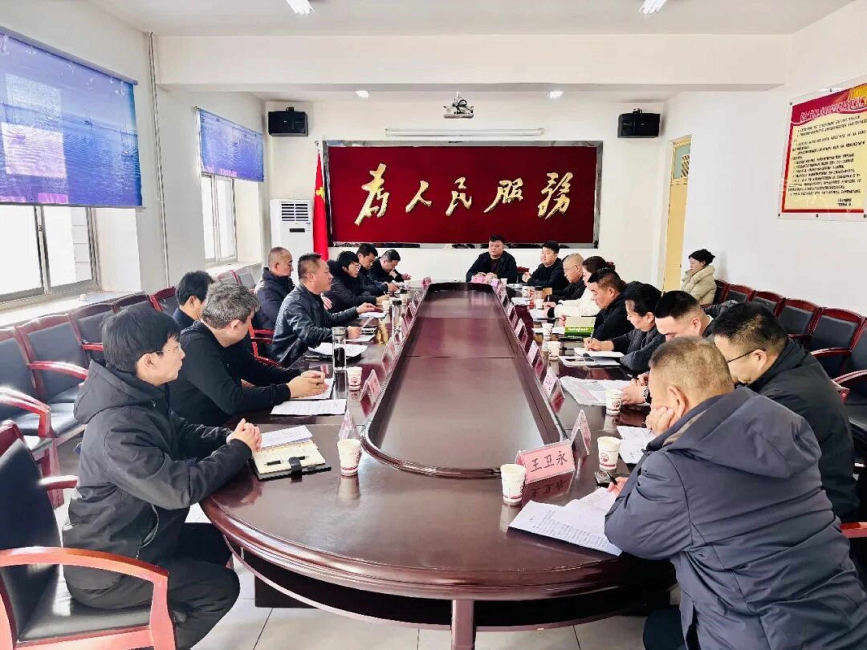 保定博野:召開民營經濟代表人士座談會 共話發展促提升_fororder_圖片1