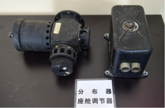 “中國好人”張長生為老區孩子捐獻航空器件_fororder_“中國好人”張長生為老區孩子捐獻航空器件90