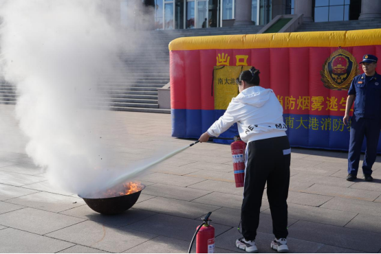 以“演”築防 以“練”護航丨滄州南大港産業園區開展消防逃生演習_fororder_以“演”築防 以“練”護航丨滄州南大港産業園區開展消防逃生演習764