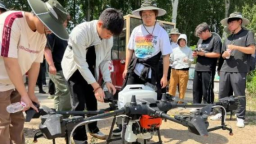 河北化院智慧工程系師生赴晉州市開展黨員服務
