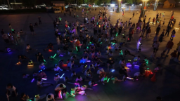熒光夜跑燃動夏夜 文旅體融合點亮鹽山