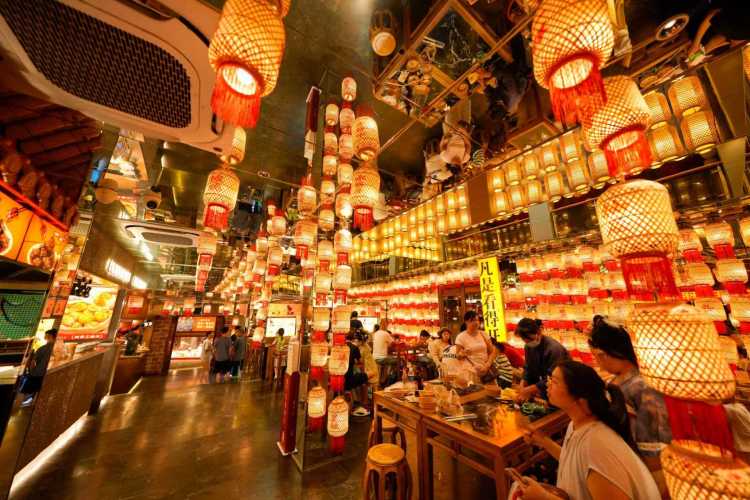 唐山市河頭老街點亮夏日夜生活_fororder_微信圖片_20250806084913_16