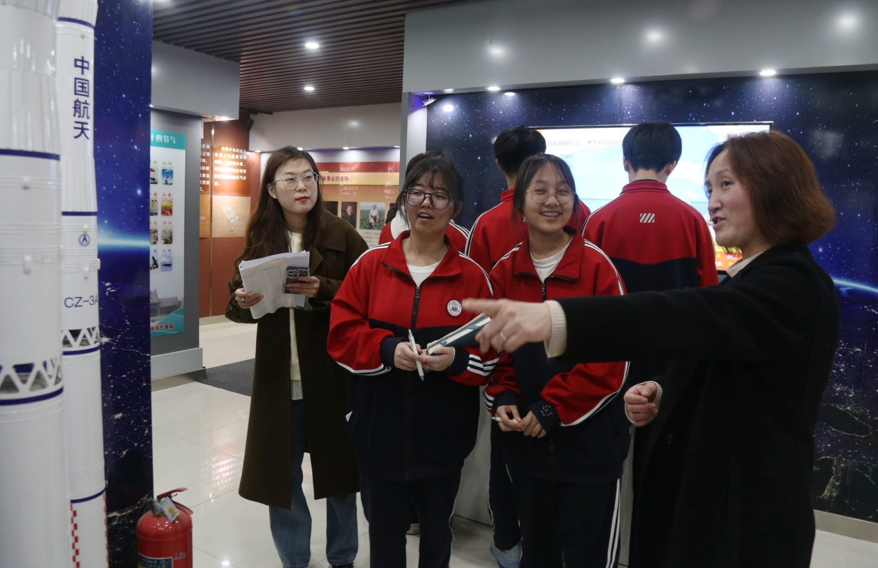 河北河間：開展氣象科普活動 迎接世界氣象日_fororder_圖片6