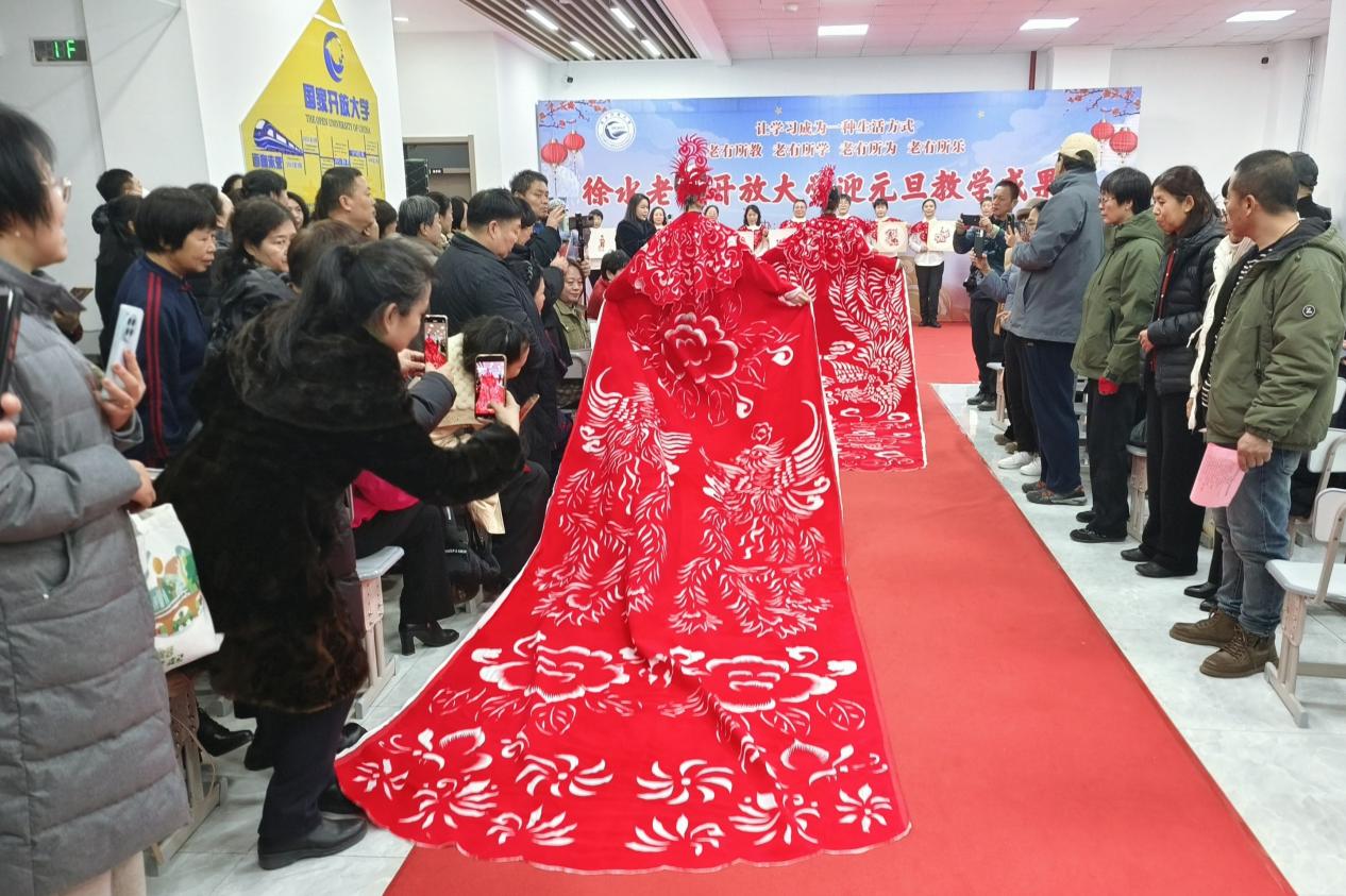 保定徐水：老年開放大學繪就最美“夕陽紅”_fororder_image005