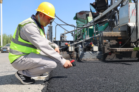 河北滄州：公路養護研用新材料降耗增“綠”_fororder_河北滄州：公路養護研用新材料降耗增“綠”627