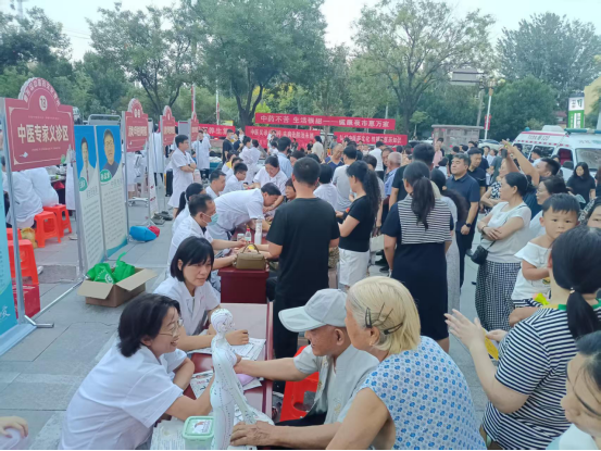 肥鄉：“人才夜市+中醫藥夜市” 為夏夜注入別樣活力_fororder_肥鄉：“人才夜市+中醫藥夜市” 為夏夜注入別樣活力1084