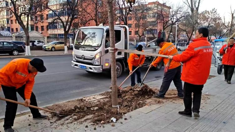河北泊頭:精準實施冬季綠化補植 精繡城市生態宜居底色_fororder_image001