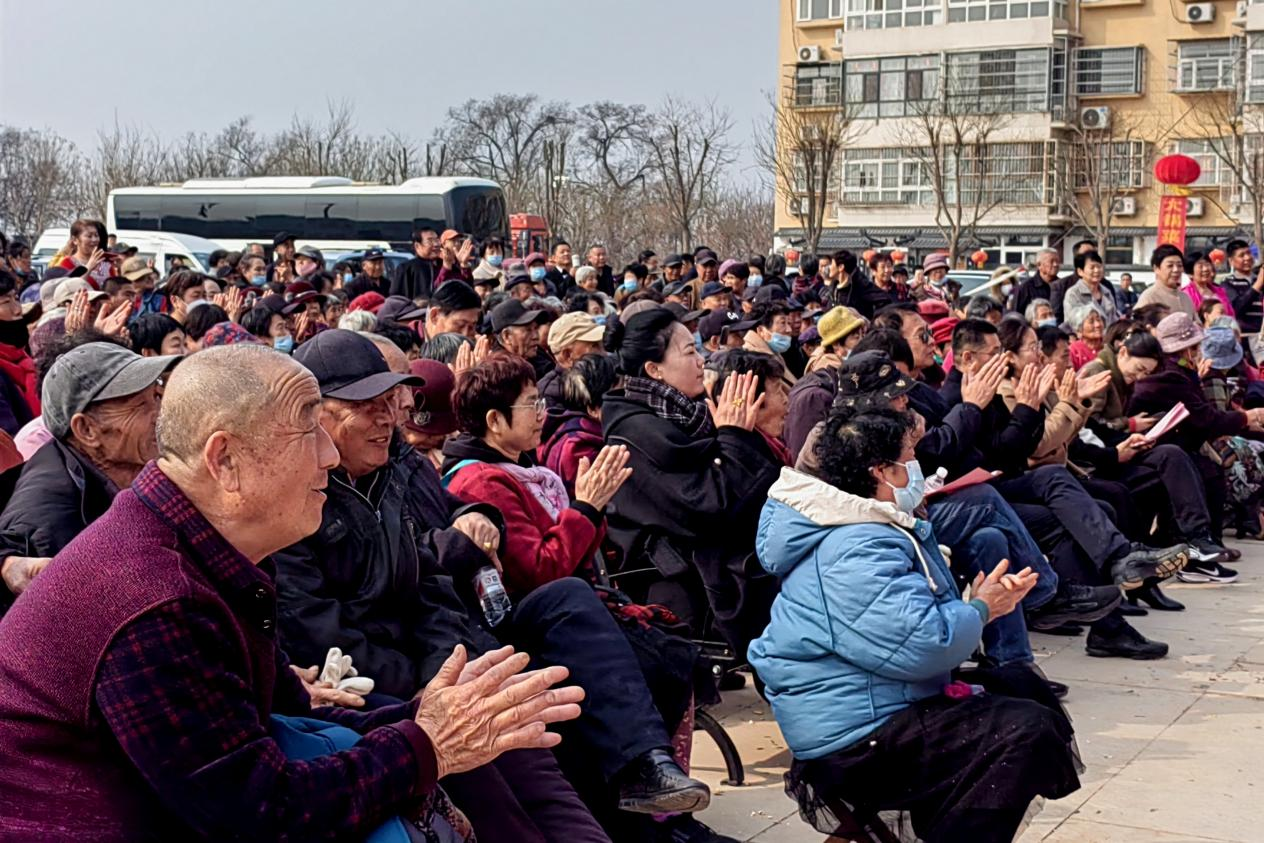 河北青縣：梨園春剪正當時 農技護航豐收路_fororder_圖片3
