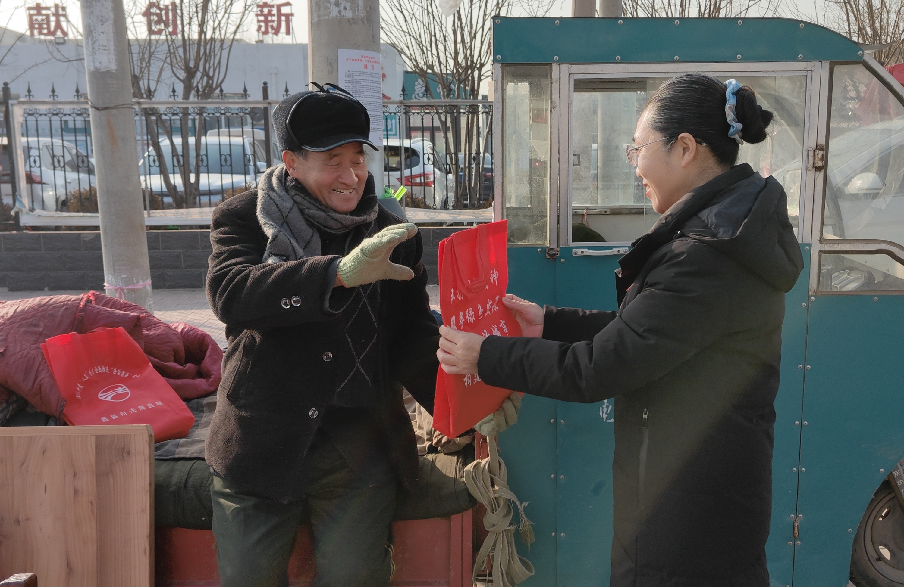 河北蠡縣：大集普法護錢袋 司法護航過新春​​_fororder_0002