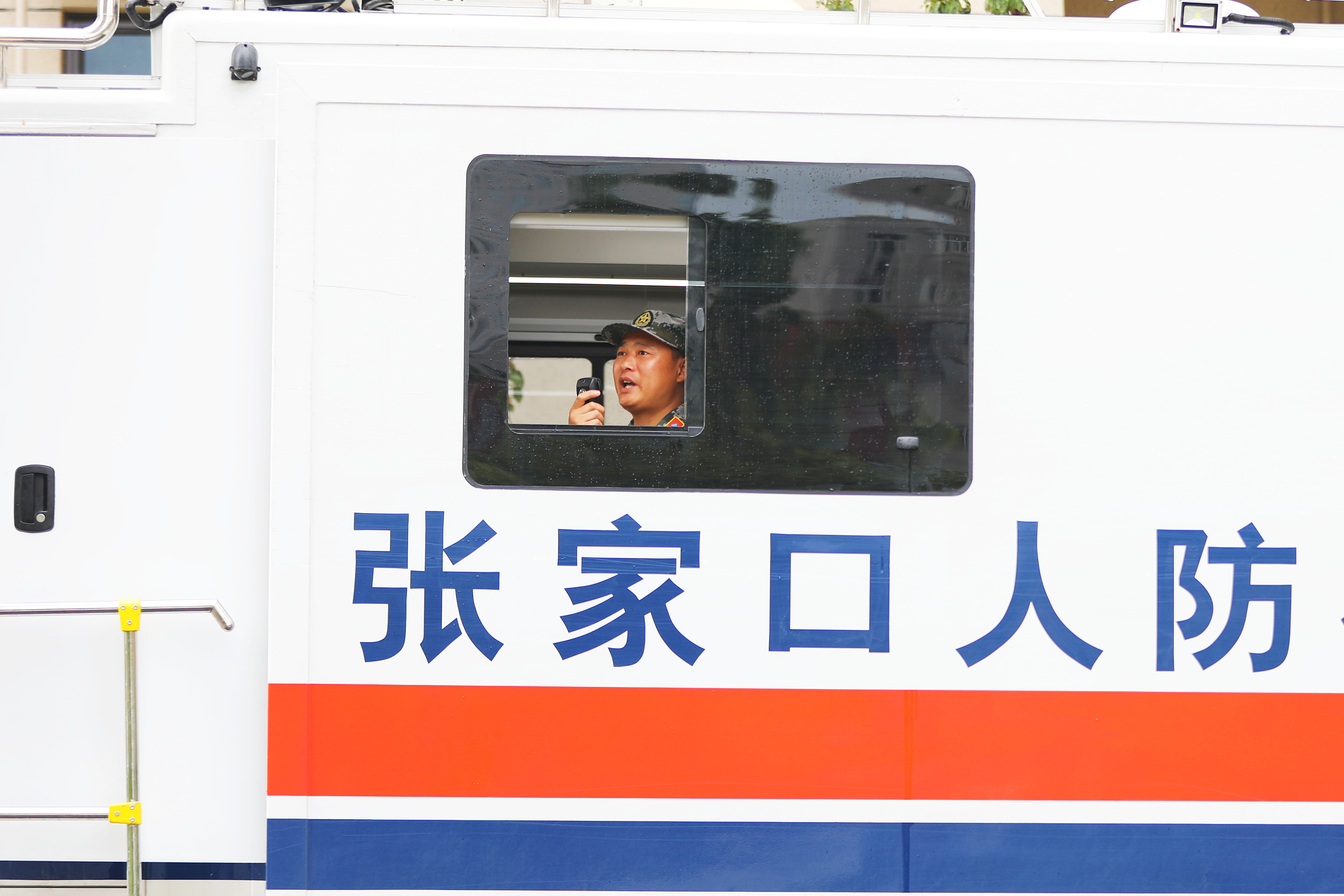 張家口市開展防空應急演練_fororder_微信圖片_20250707133134