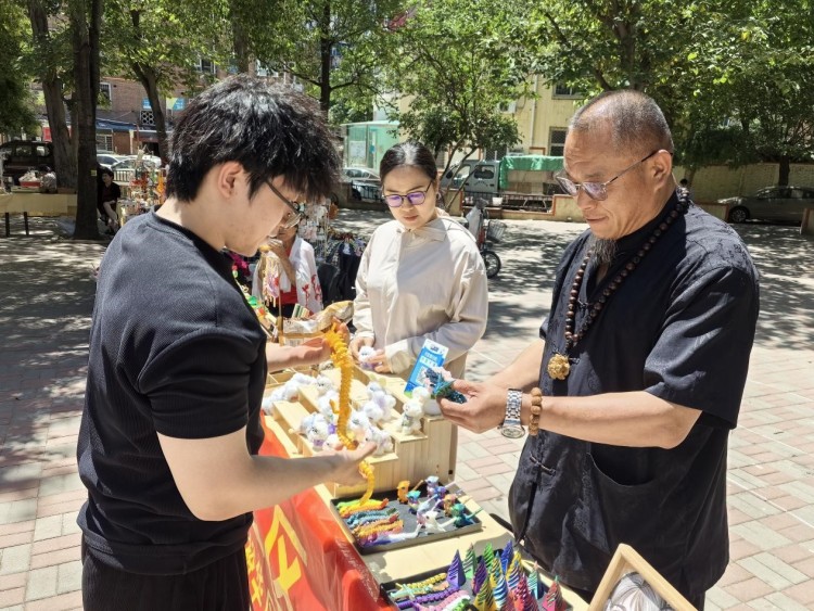 石家莊裕華區開展“非遺社區行 文化進萬家”主題文化惠民活動_fororder_2