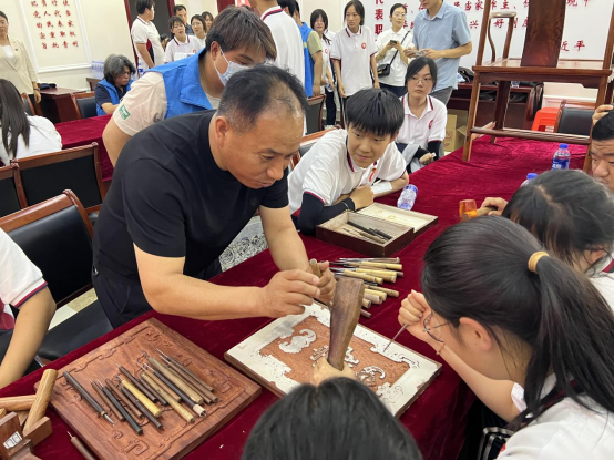 河北淶水：非遺工坊“匠心課” 青春接力育傳人_fororder_河北淶水：非遺工坊“匠心課” 青春接力育傳人783