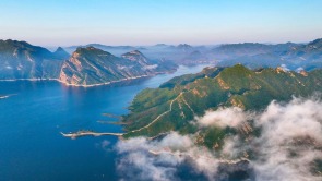 夏日長城雲海如畫