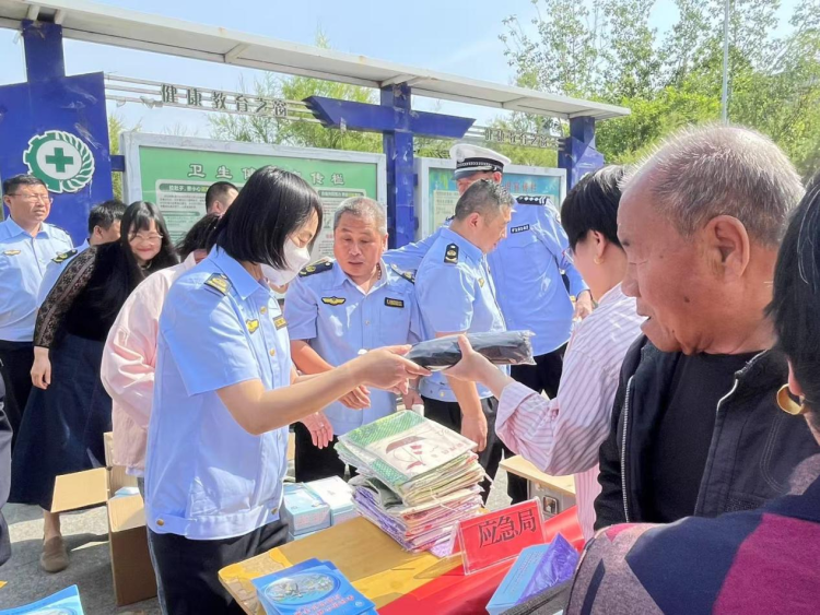 河北鹽山：防災知識進翠園 安全意識入人心_fororder_圖片1