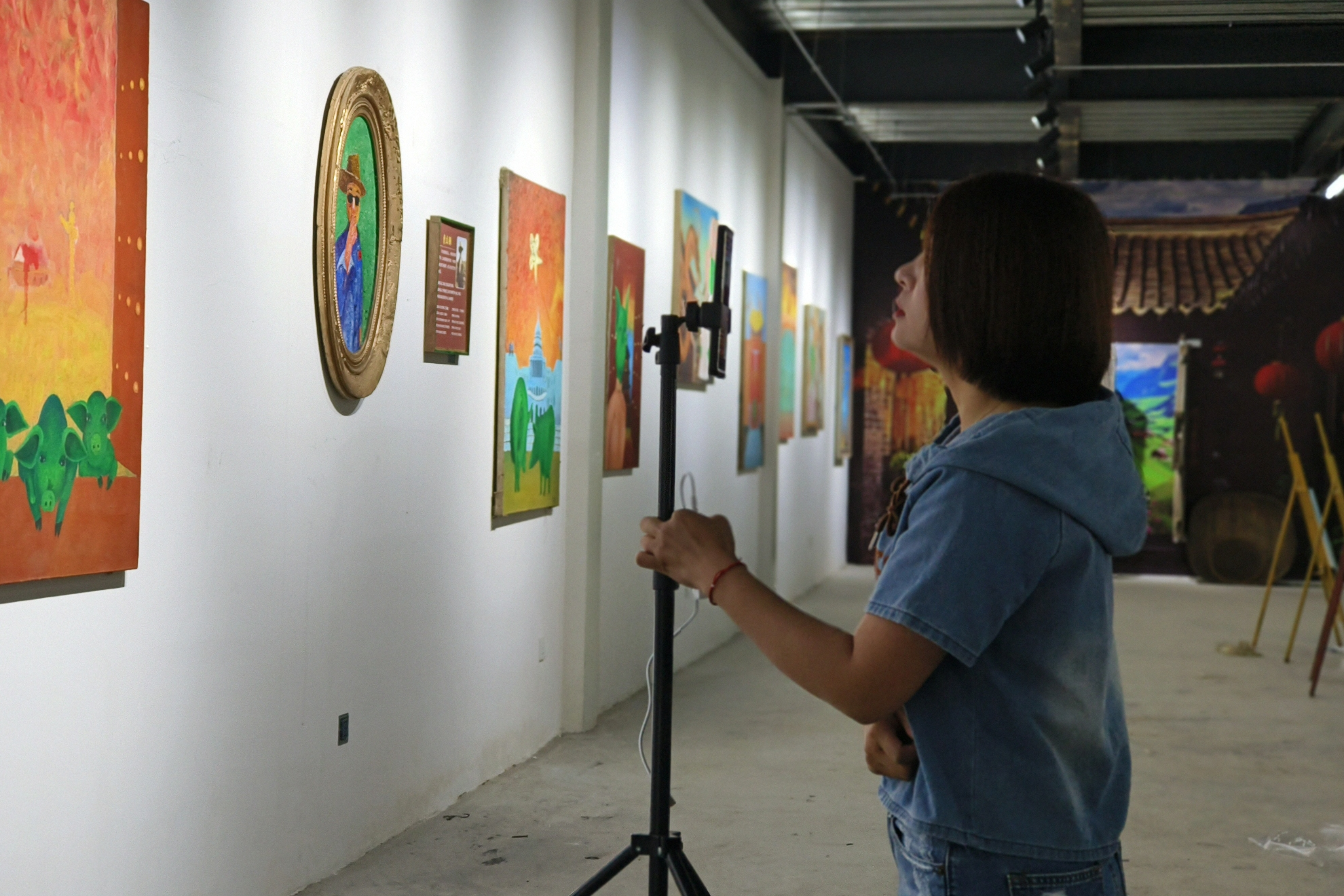 保定徐水：文化賦能“油畫小鎮” 鋪展“幸福”畫卷_fororder_保定徐水：文化賦能 “油畫小鎮”鋪展“幸福”畫卷4