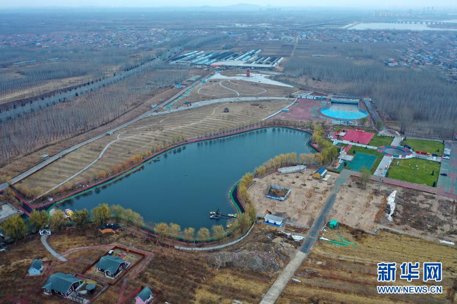 河北遷安：沙土荒地變身現代農業公園