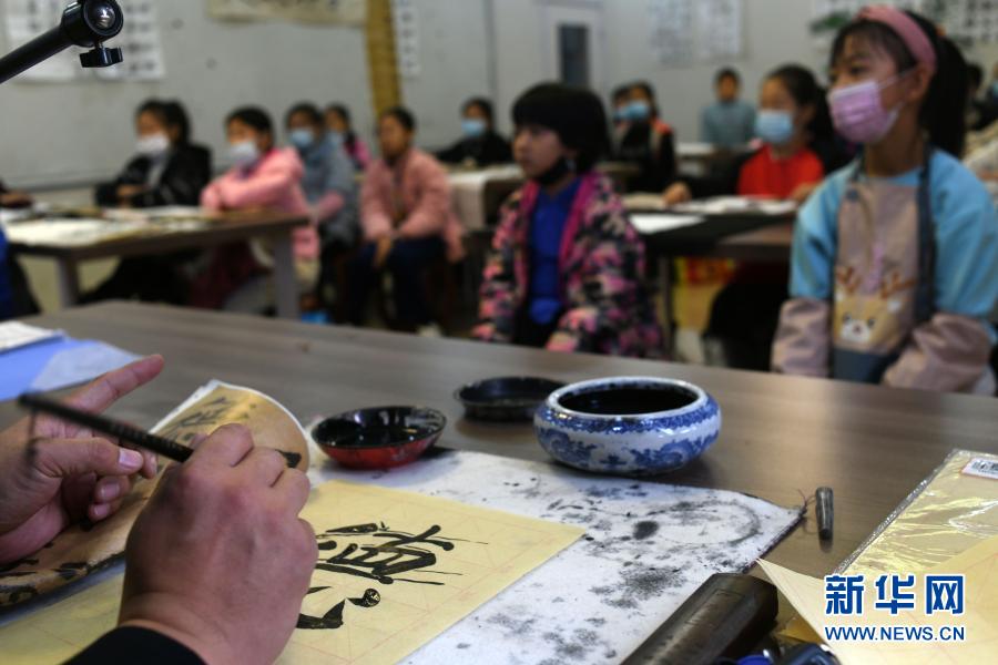 河北遷安：公益性校外教育機構助力青少年全面發展