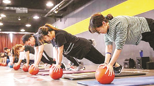 辟謠丨不吃早餐、喝無糖飲料……春節之後忙減肥 先來看看這份減肥辟謠寶典