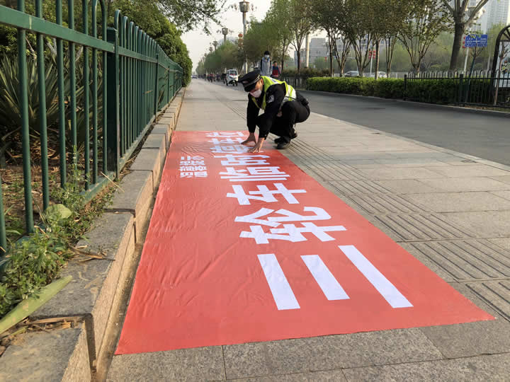 邯鄲市交巡警實施“四步法”守護學生出行平安