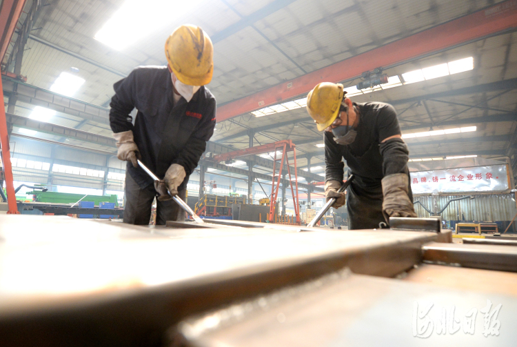 河北定興：多措並舉加快産業轉型升級
