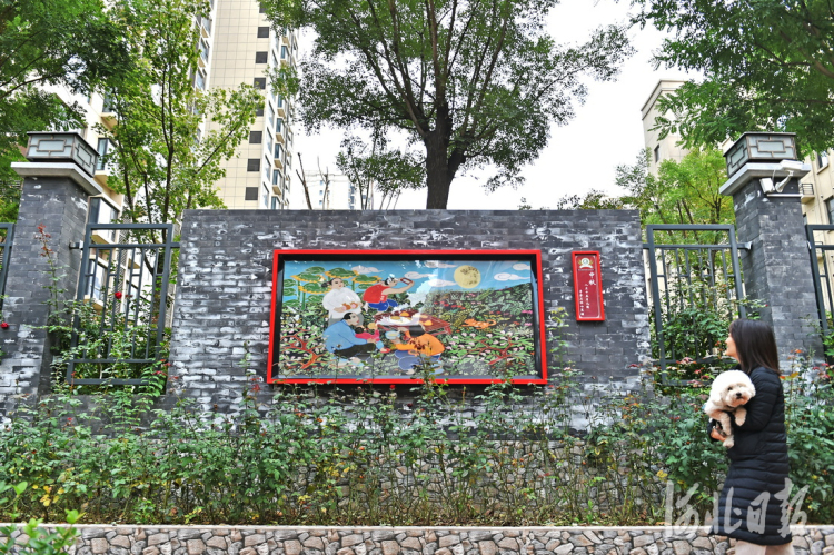 河北辛集：畫出農民新生活