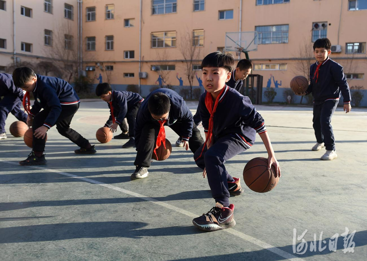 河北霸州：多彩社團上線 課後服務“減負不減質”