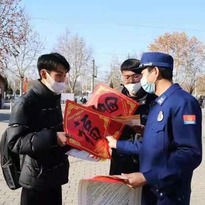 裕華 | 安全帶回家 祥和過大年 消防人員開展春節前消防宣傳