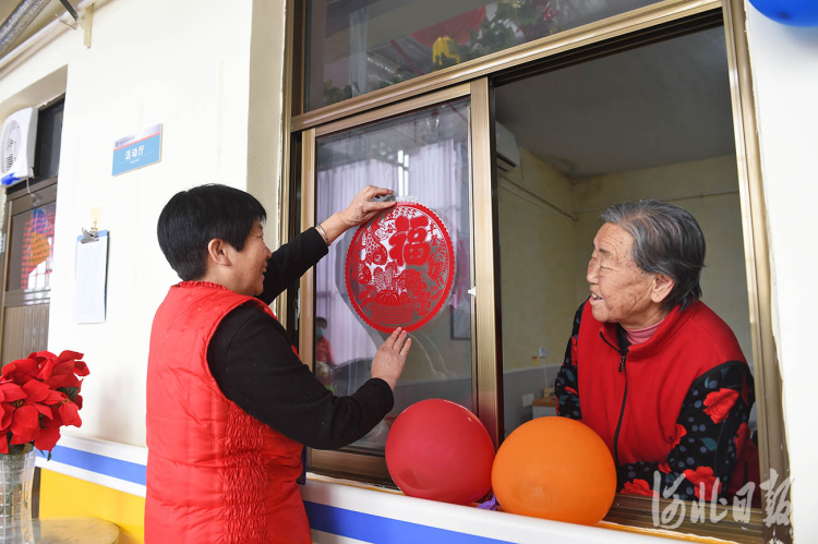 河北南和：養老院裏迎新年