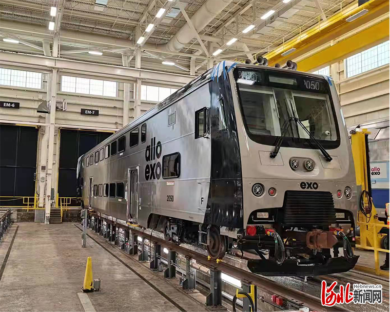 又是“河北唐山造”！國産雙層不銹鋼鐵路客車首次出口加拿大