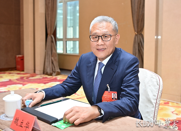 全國人大代表魏立華：發展家庭牧場 帶動農民致富