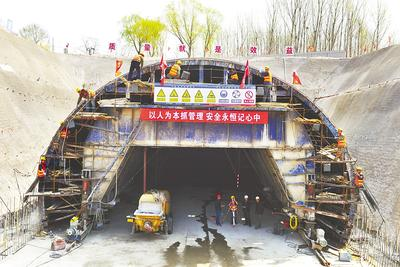 秦皇島：立體“大交通”為國際旅遊城市開路_fororder_2