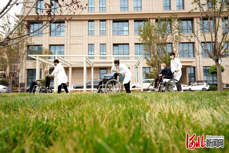 河北巨鹿：“醫養結合”呵護幸福