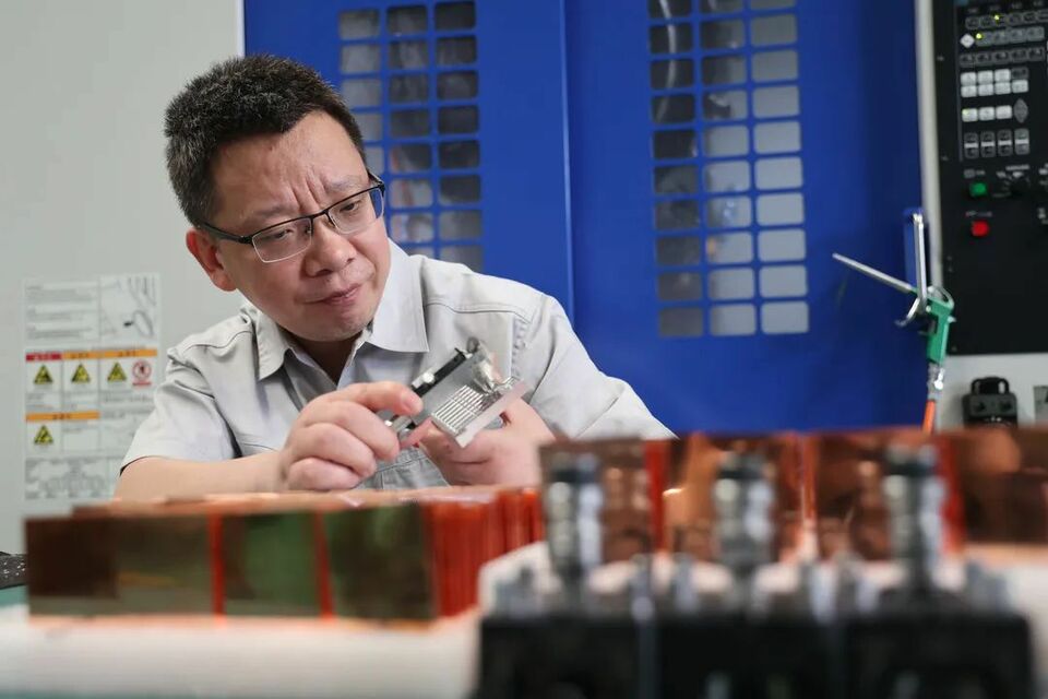 【河北大工匠】匠心付出雕琢“中國精度”