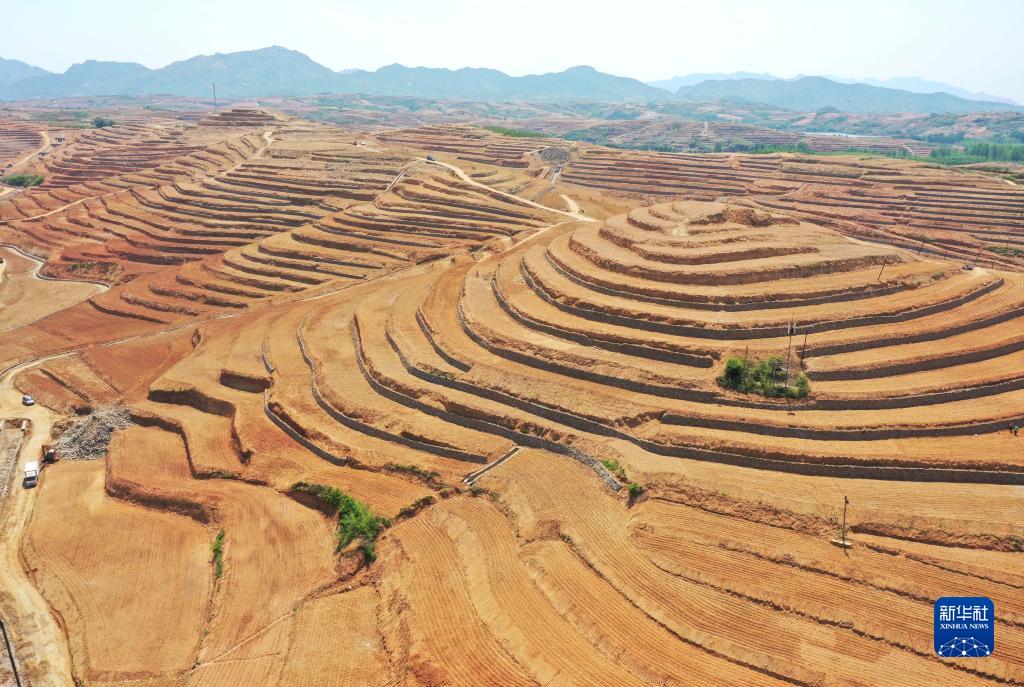 河北盧龍實施土地整治 讓坡地和荒地變成良田