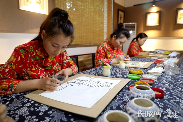 河北邯鄲：幸福糧畫 黃土生金