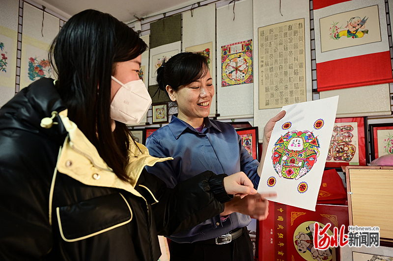新春走基層·歡樂祥和過大年｜​創意連連，傳統年畫的“新面孔”——“年畫之鄉”武強縣見聞_fororder_hebnewsimg