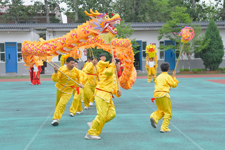 （原創）邯鄲冀南新區：萌娃舞龍舞獅迎“六一”_fororder_微信圖片_20230529154349