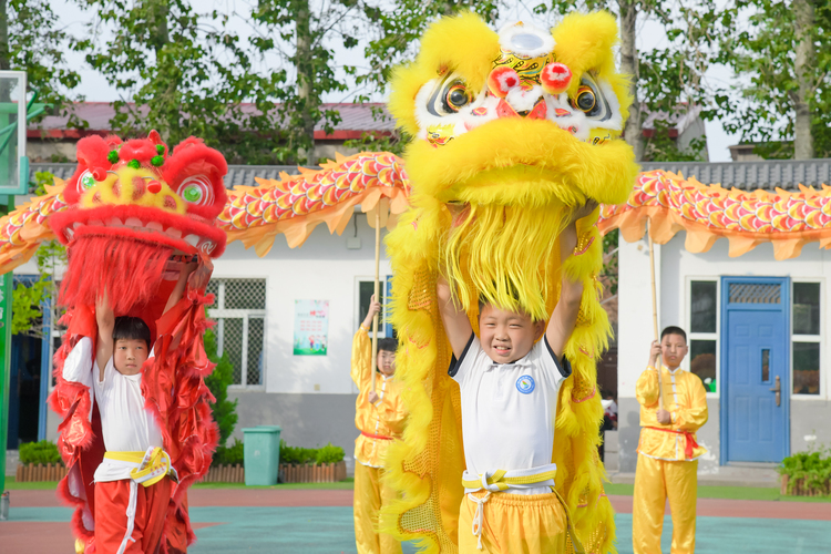 （原創）邯鄲冀南新區：萌娃舞龍舞獅迎“六一”_fororder_微信圖片_20230529154353