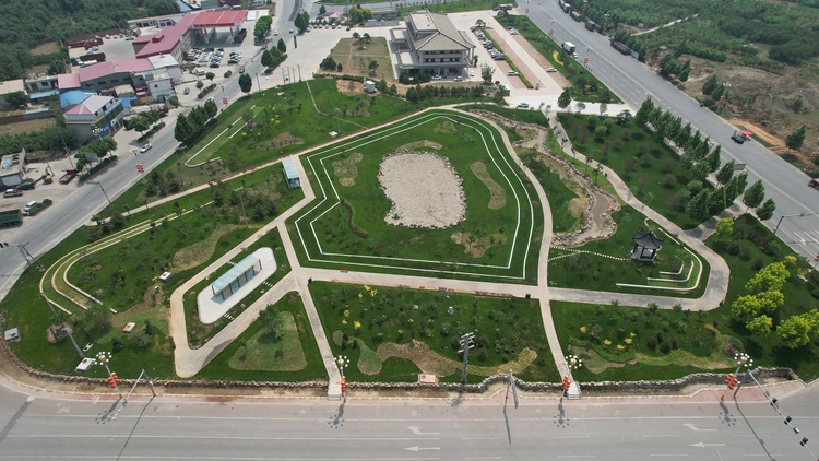 （原創）保定市滿城區：聚焦新顏值 打造“會呼吸”的口袋公園_fororder_無人機航拍滿城區和通園 攝影 康勝
