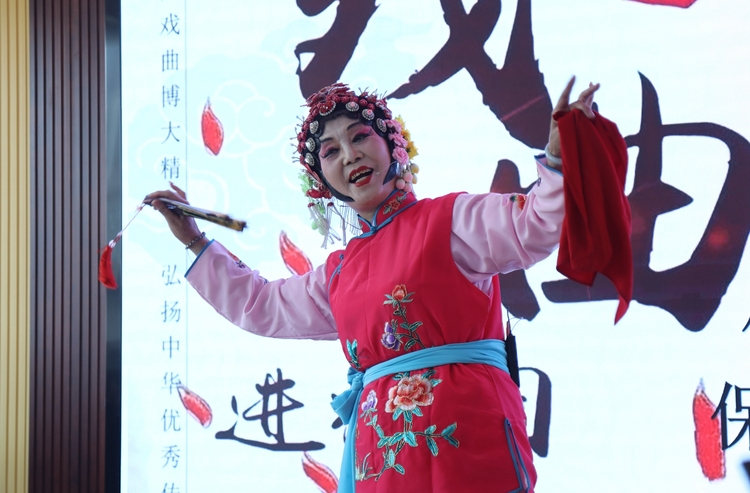 圖片默認標題_fororder_京劇《賣水》選段 攝影 張麗娟