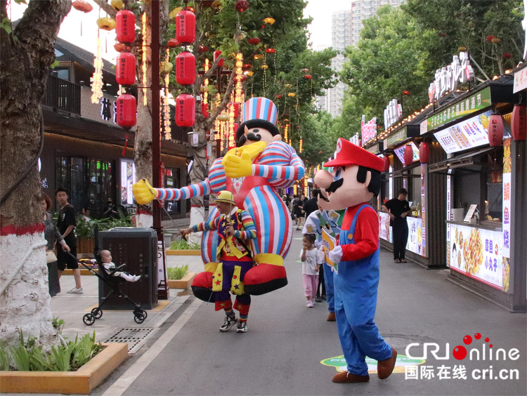 點燃城市煙火氣 激發消費新活力 2023石家莊國際啤酒節開幕_fororder_IMG_4811