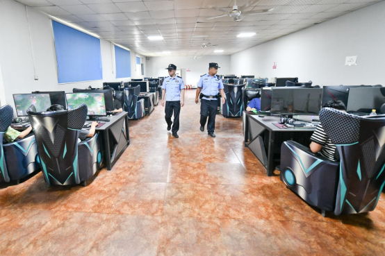 （原創）邯鄲冀南新區：深入開展夏季治安打擊整治行動_fororder_邯鄲冀南新區深入開展夏季治安打擊整治行動511