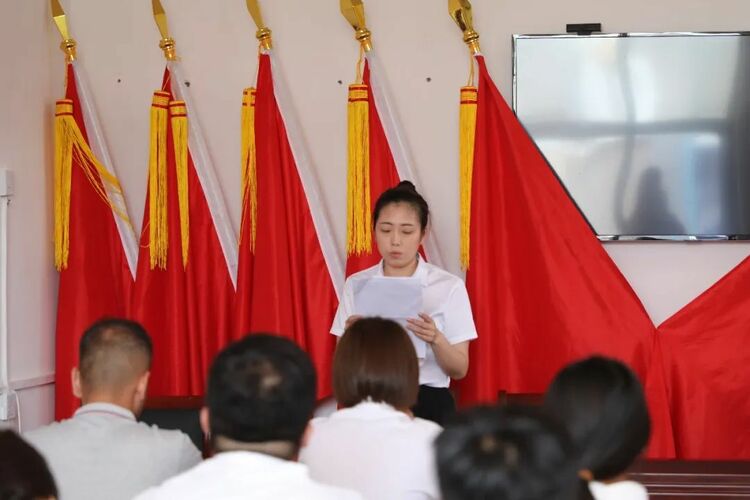 遵化市組織開展慶“七一”集中宣誓暨專題黨課活動_fororder_640-3