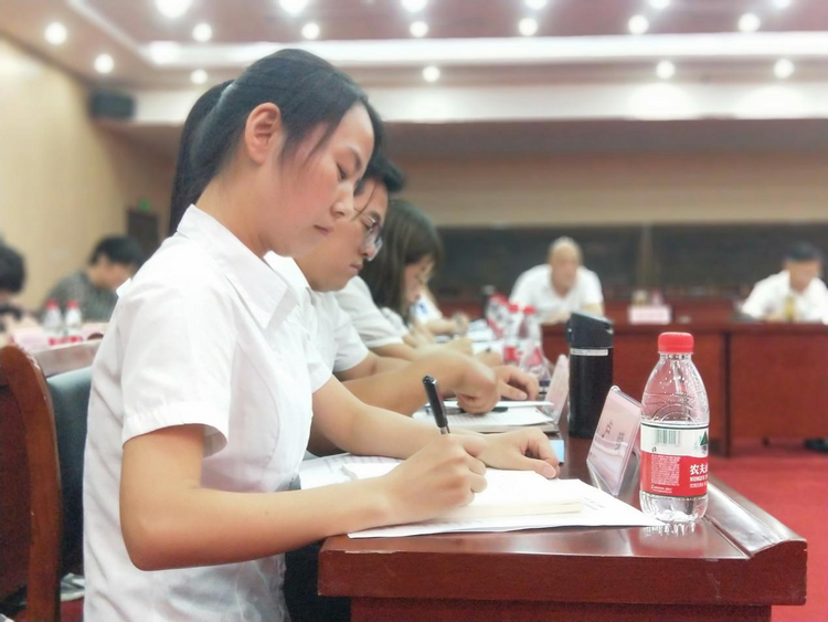 河北威縣：推進人才強縣戰略  提高人才工作品質_fororder_圖片4