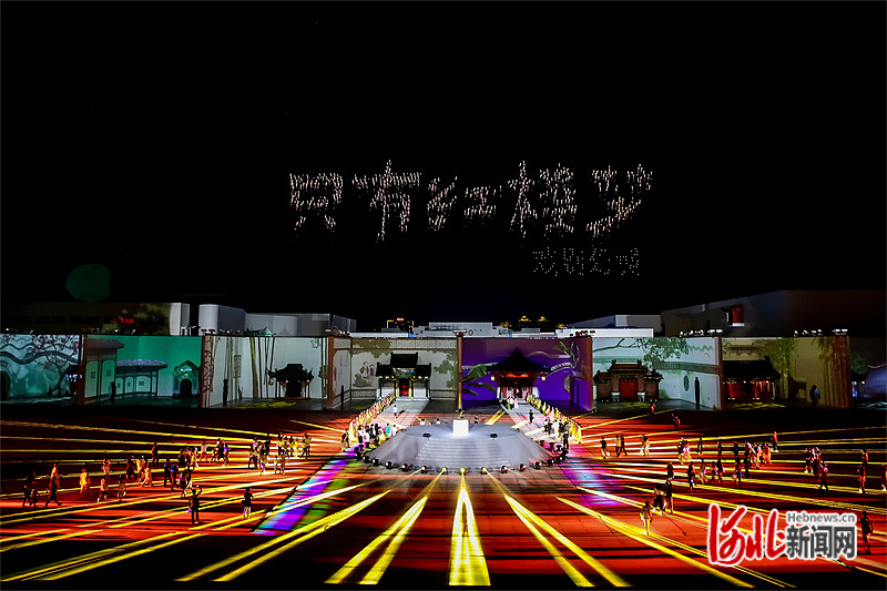 “只有紅樓夢·戲劇幻城”正式開城_fororder_2