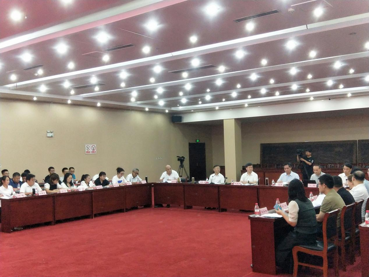 河北威縣：推進人才強縣戰略  提高人才工作品質_fororder_圖片2
