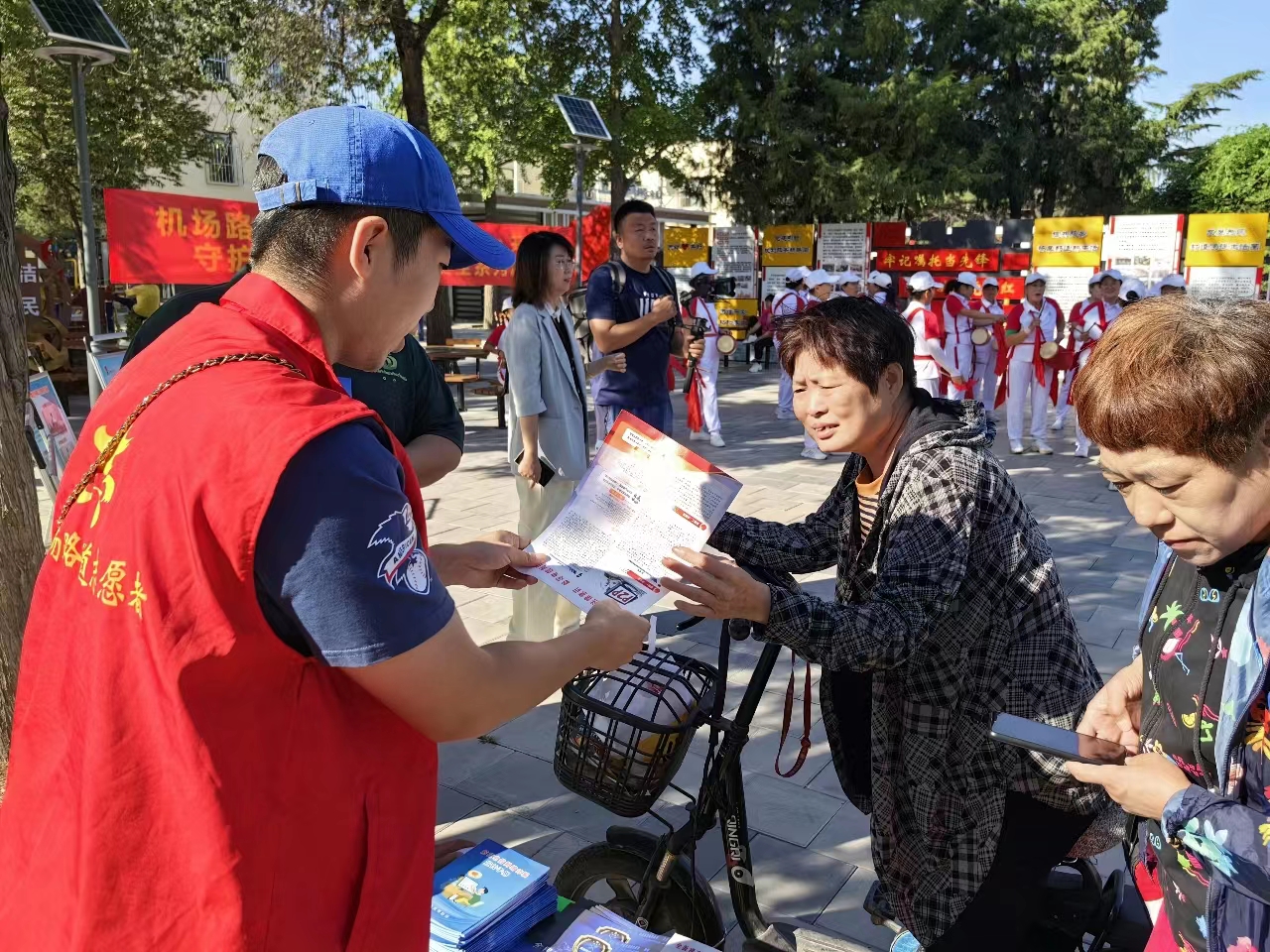 唐山市路北區機場路街道 小網格撬動大治理 打通服務群眾“神經末梢”_fororder_6 (2)