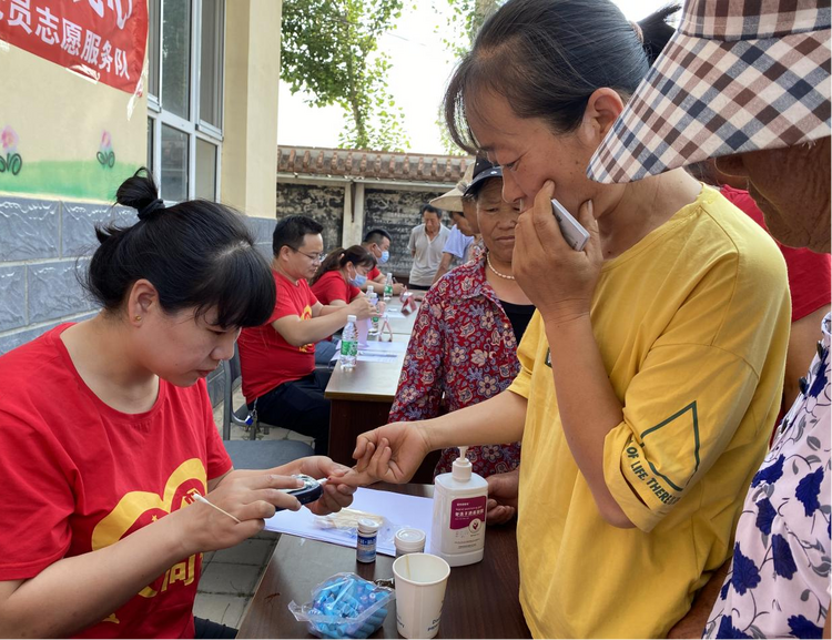 河北平泉：下鄉義診送健康 服務群眾心貼心_fororder_圖片28