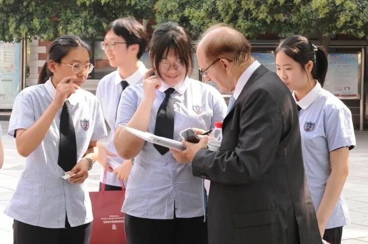（原創）西班牙中國友好協會代表團來訪石外_fororder_2