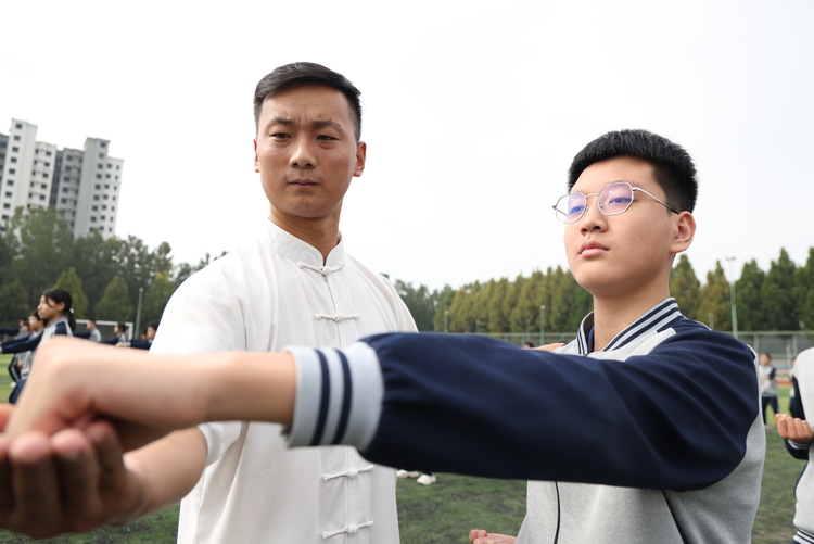 邢台南和：強身健體 “武”動校園_fororder_3.JPG